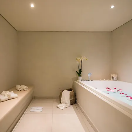 Bitzaro Grande Hotel&suites Hotel