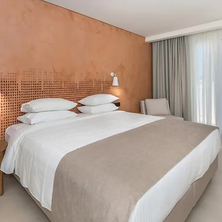 Bitzaro Grande & Otel